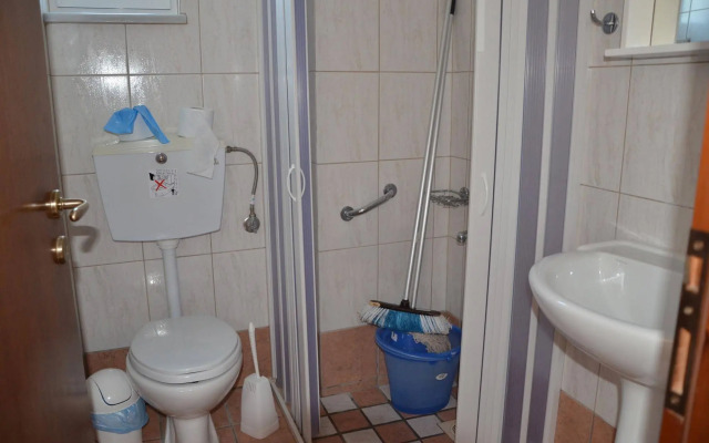 Thalassa Apartments