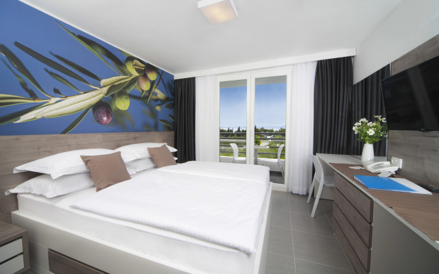 Bluesun Hotel Neptun and Depandans Maslinik