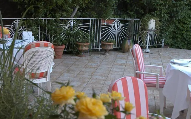 Hôtel Orsay - La Cuisine dAlain