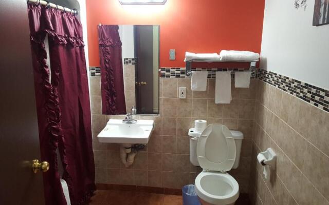 Royal Windsor Inn & Suites