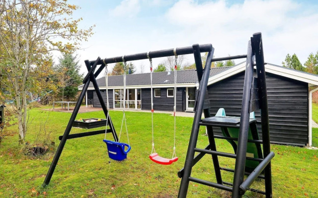 10 Person Holiday Home in Fjerritslev
