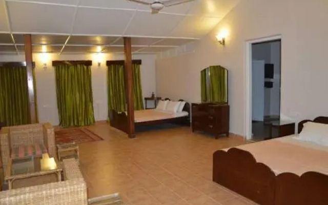 Nya Sylee Director's Bungalow