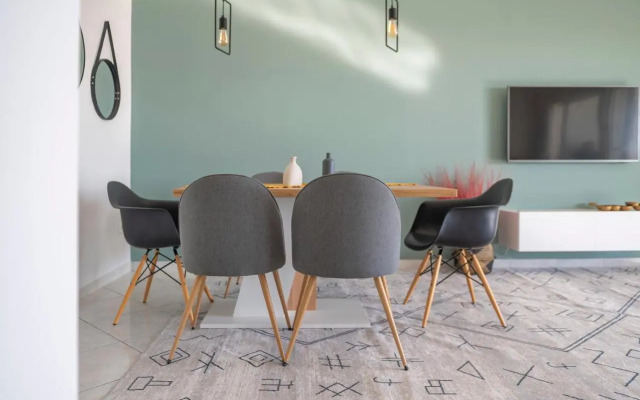 Bright 3 bd apt, Hellenikon Metr. Park , Glyfada