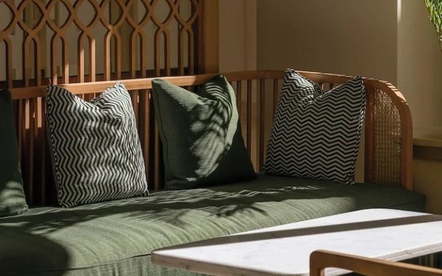 JAZ Elite Asteria Hotel