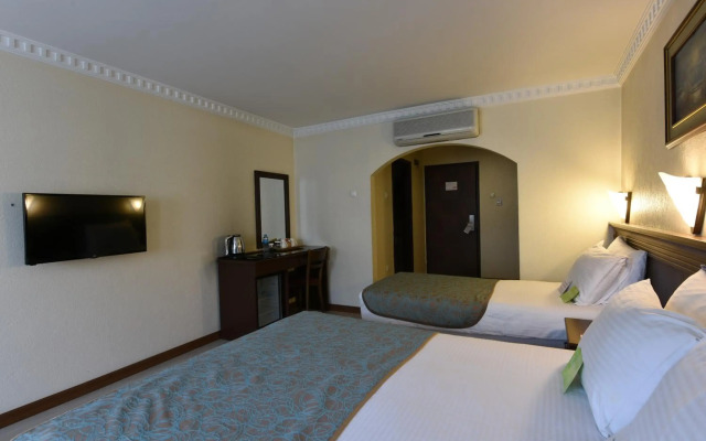 Asal Hotel