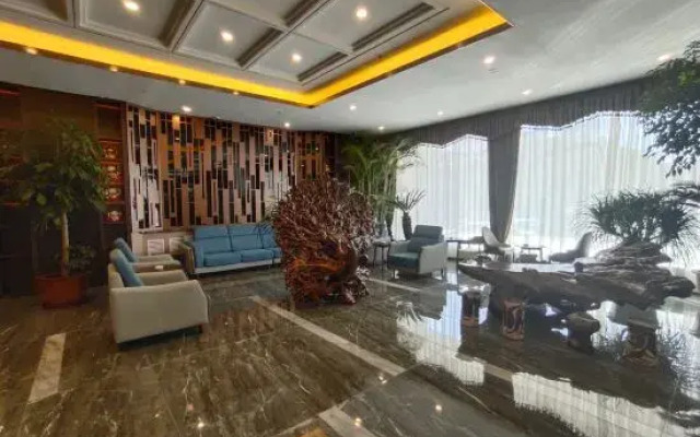 Yunwei Business Hotel