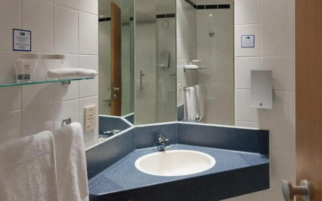Holiday Inn Express Antwerp City-North by IHG