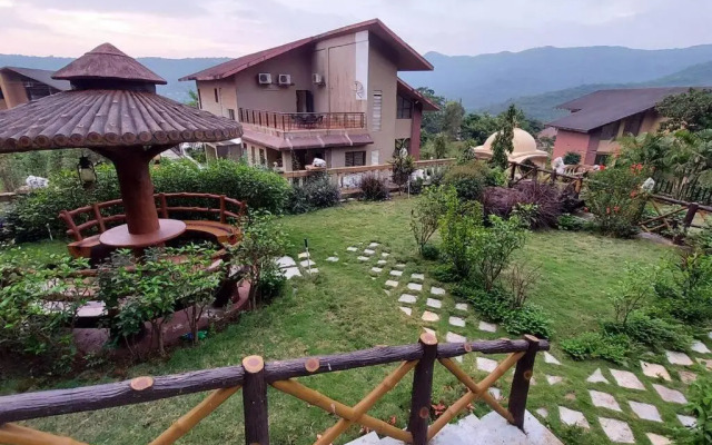 Soul Tree Deluxe Villa 106