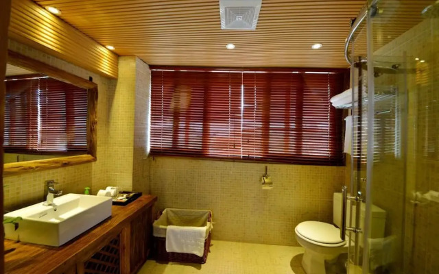 Lijiang Seven Island Resort