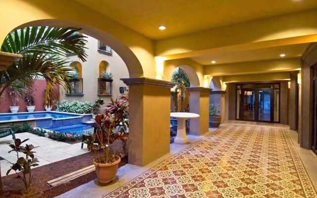 Tamarindo Mango condominiums