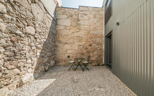 Courtyard Oporto Design Apartment L With Terrace