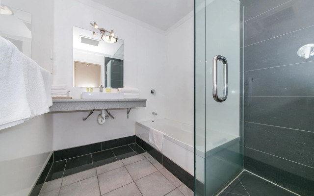 Airport Gateway Hotel