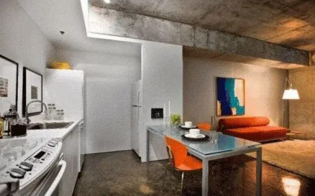 930 Poydras Apartments