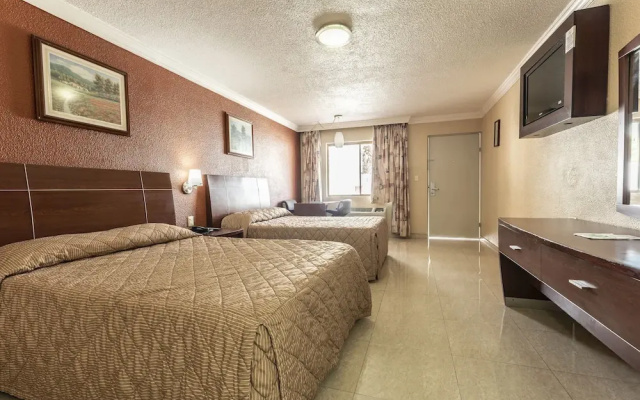 La Siesta Hotel