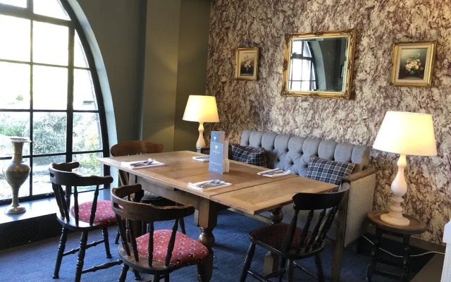 Royal Goat Hotel