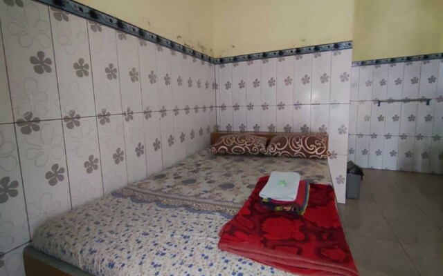 OYO 93395 Pondok Wisata Sekar KemuningNearWonogondang Camp ( Bumi Perkemahan Wonogondang )