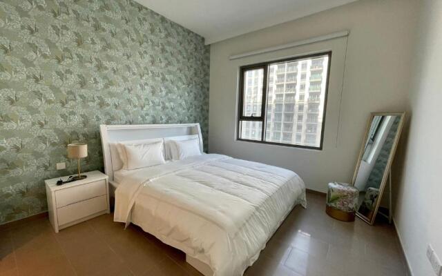 Wonderful 2bedroom with Balcony -Dubai Hills