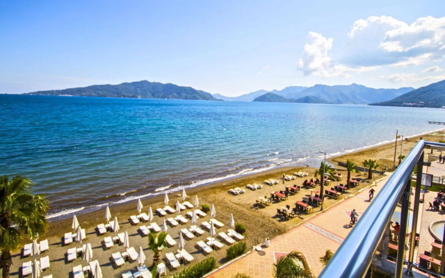 Yunus Hotel