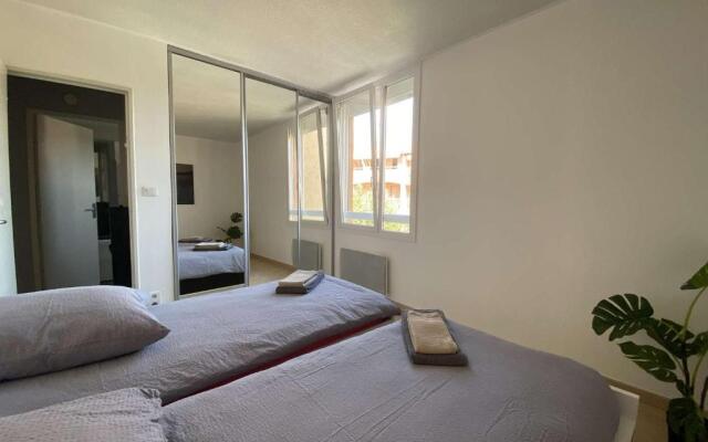 Appartement Sainte-Maxime, 2 pièces, 2 personnes - FR-1-226-497