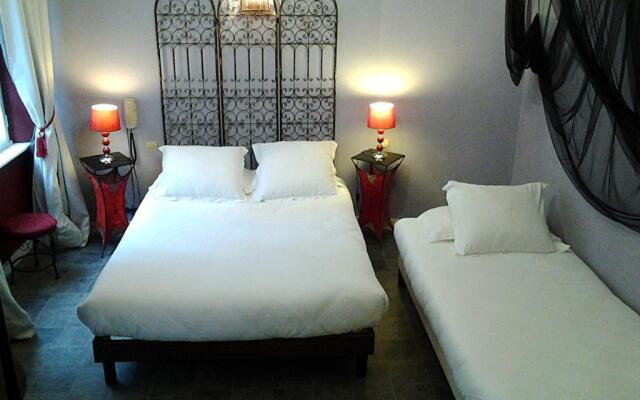 Hotel De La Tour De Lhorloge