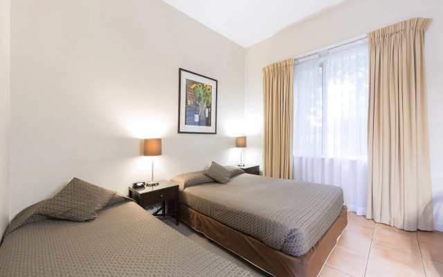 Forrest Hotel and Apartments