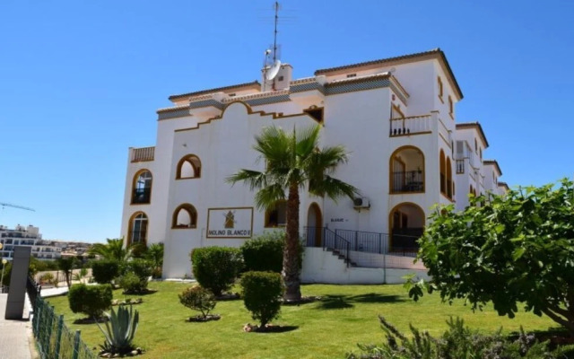 Molino Blanco  9 South Facing nr pool