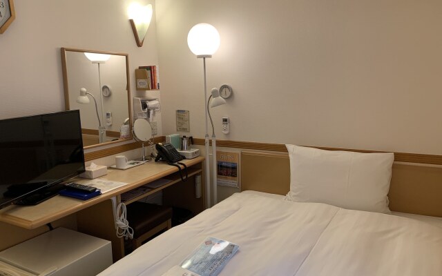 Toyoko Inn Shin Yokohama Station Shinkan