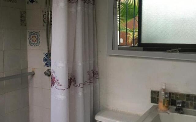 El Pillan "Travelers" House