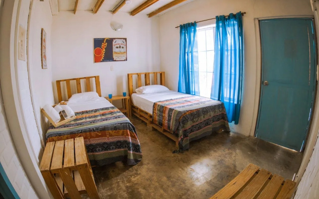 Casa Marinamar Hostel