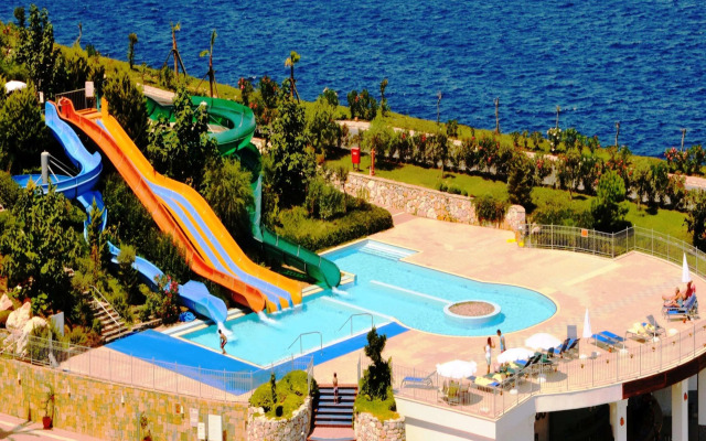 Voyage Golturkbuku Resort