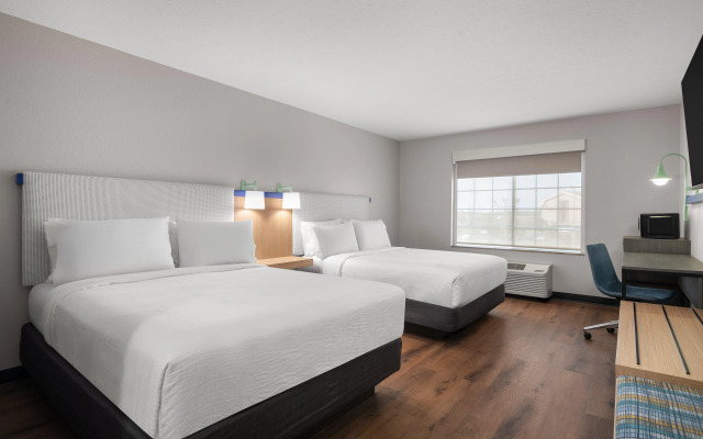 Garner Hotel Paducah West by IHG