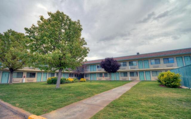 Motel 6 Alamogordo, NM