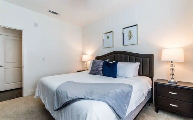 Urbanlights at Legacy West