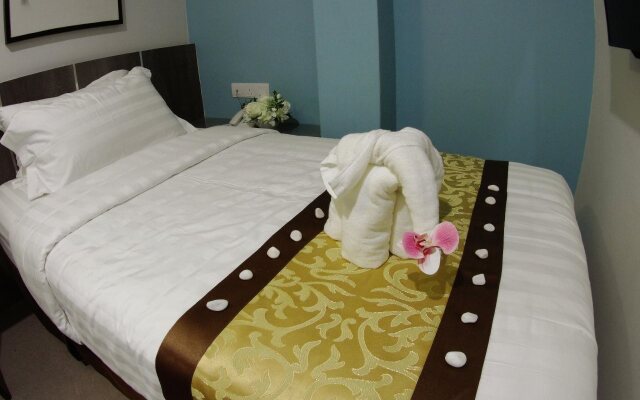 Meriton Inn Hotel