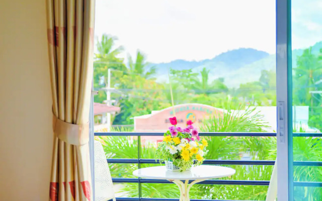 The Orange City Resort