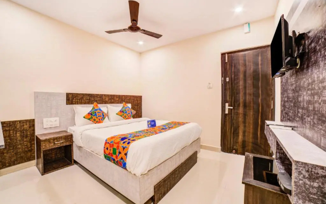 Fabhotel Spark Inn