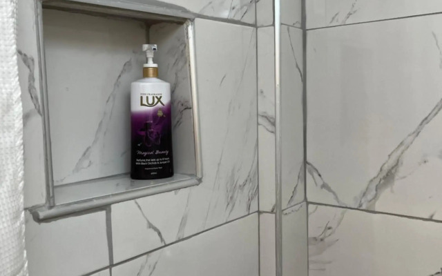 Central flat - 2 Metro stops from ACROPOLIS-PLKA