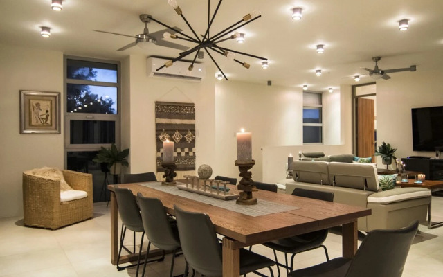 L'Agua by Island Properties Online