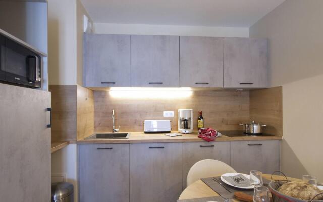 Apartment with spa at the foot of the Grandes Rousses massif