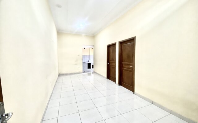 Capital O 93601 Manda Homestay Syariah