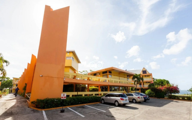 Tropical Beach Hotel