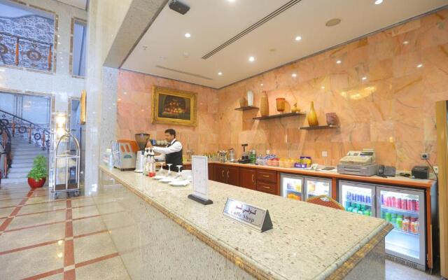 Refaaf Al Azizia Hotel