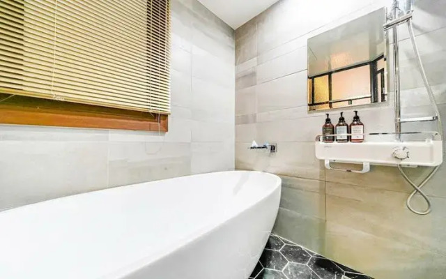 Changwon Palyongdong Hotel Cozy