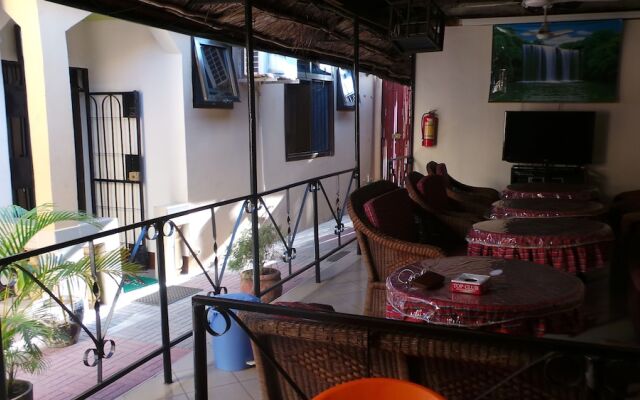 Bush Route Hotel