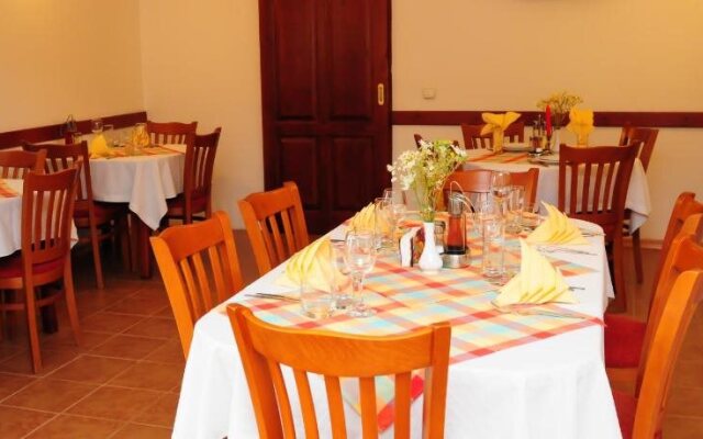 Kris Guest House
