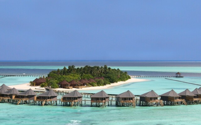 Komandoo Maldives Island Resort