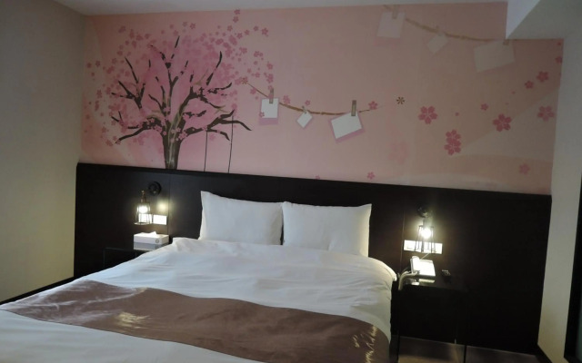 Travel Art Inn