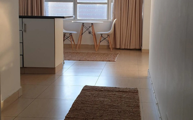 904 Tenbury Beach Apartment