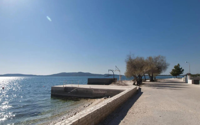 Apartments by the sea Brodarica, Sibenik - 5736