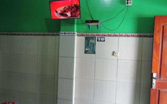 Losmen Kinasih Puncak & Gazebo Pandang